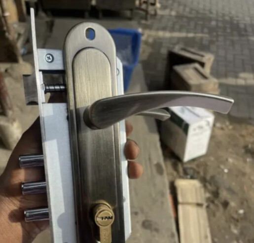 Door handles